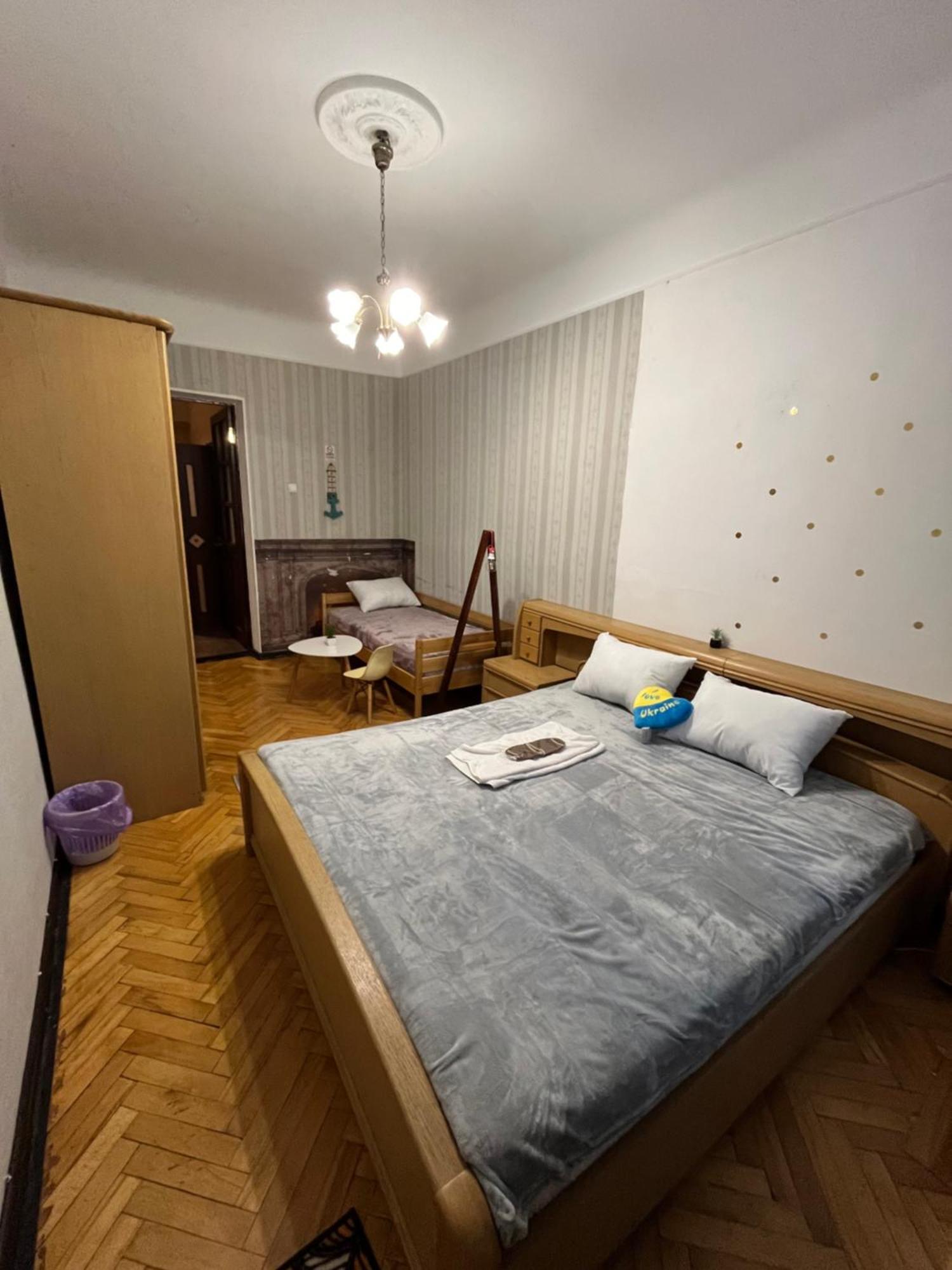 Ararat-Klovskaya Hostel-Apartments Kiev Zewnętrze zdjęcie